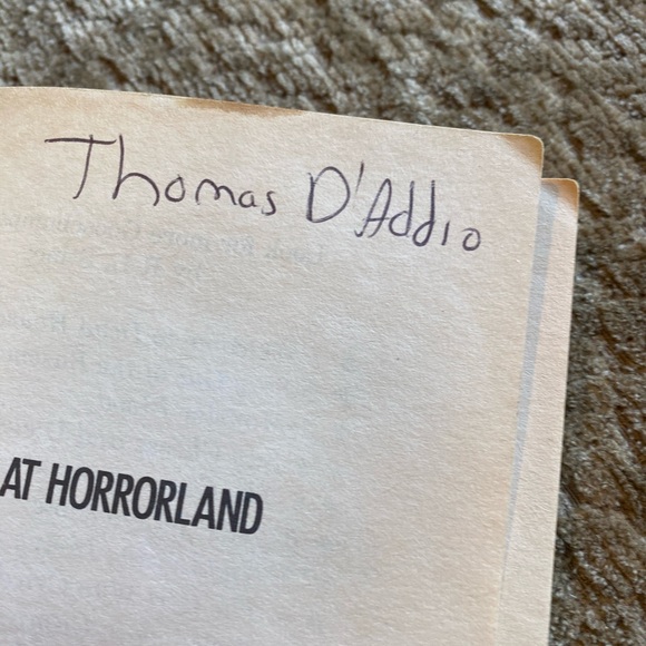 Goosebumps Welcome To Horror Land Soft Cover Book - Picture 5 of 7